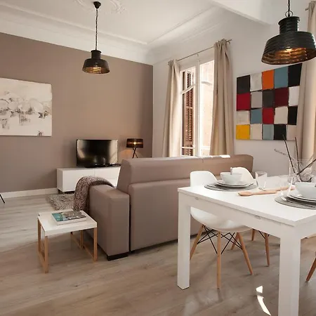 Click&flat塞内卡套房酒店 * 巴塞罗那