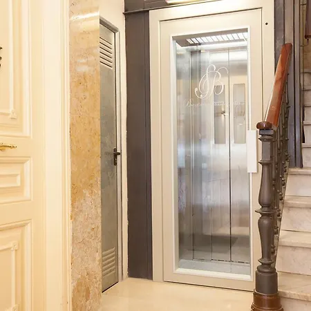 Click&flat塞内卡套房酒店 巴塞罗那