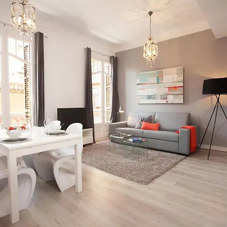 Click&flat塞内卡套房酒店 公寓 *