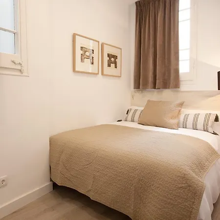 Click&flat Seneca Apartment *